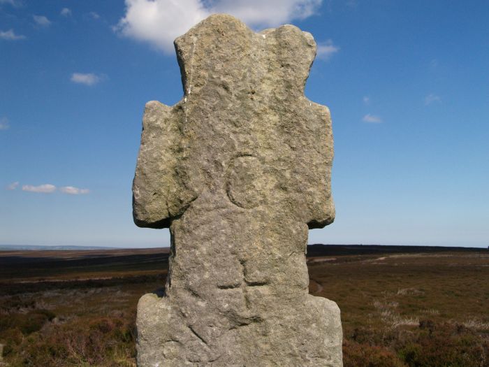 Lilla Howe Walk across Fylingdales Moor to Lilla Cross Jugger Howe lay-bye car ...